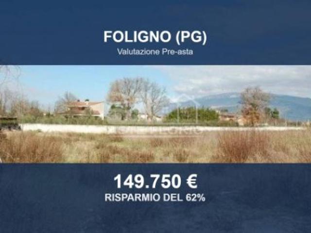 Immobile in asta di 2600 m in vendita a Foligno