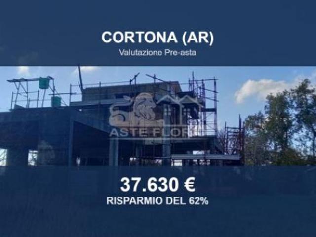 Immobile in asta di 260 m, box auto in vendita a Cortona