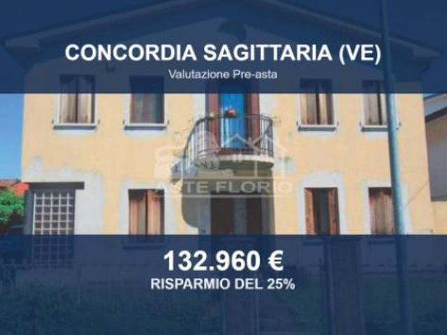 Immobile in asta di 267 m con più di 5 locali in vendita a Concordia Sagittaria