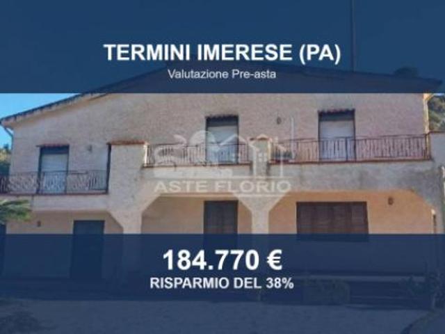 Immobile in asta di 264 m con più di 5 locali in vendita a Termini Imerese