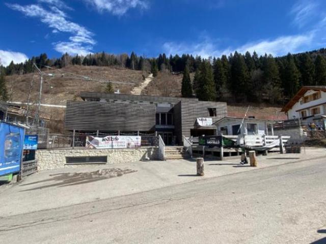 Immobile in asta di 2748 m con più di 5 locali in vendita a Folgaria