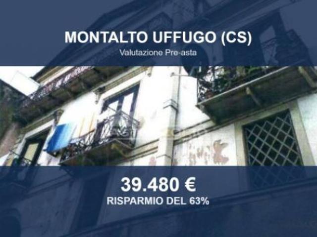 Immobile in asta di 274 m con più di 5 locali in vendita a Montalto Uffugo