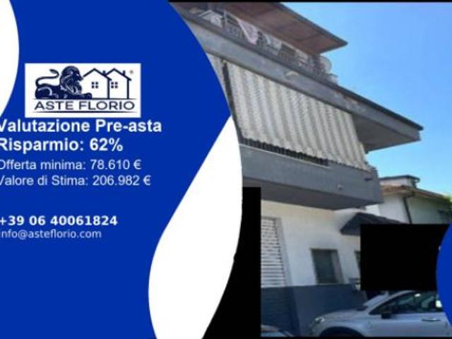 Immobile in asta di 104 m con più di 5 locali in vendita a Chieti