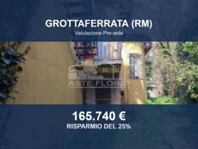 Immobile in asta di 279 m con più di 5 locali in vendita a Grottaferrata