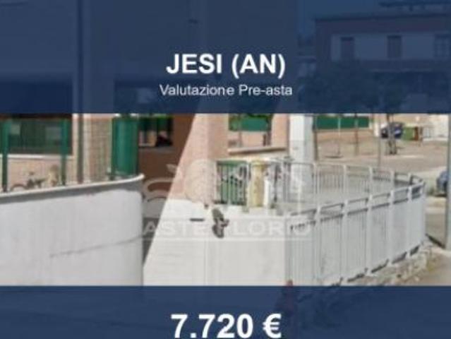 Immobile in asta di 27 m in vendita a Jesi