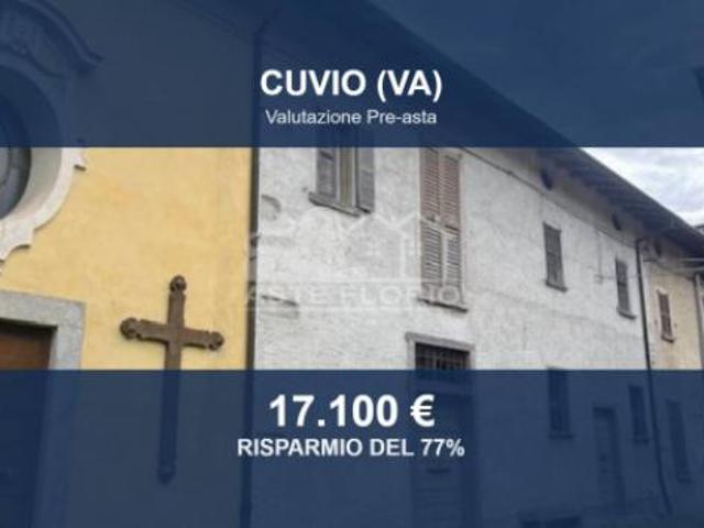 Immobile in asta di 293 m con più di 5 locali in vendita a Cuvio