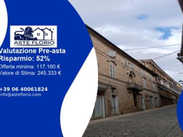 Immobile in asta di 247 m con più di 5 locali e box auto in vendita a Falerone