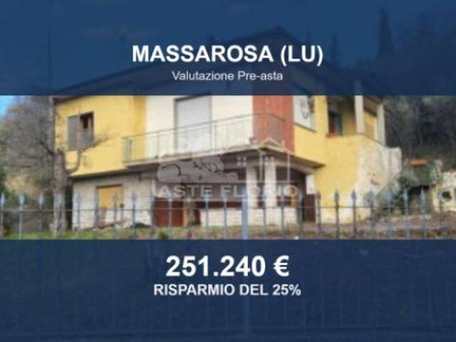Immobile in asta di 298 m in vendita a Massarosa