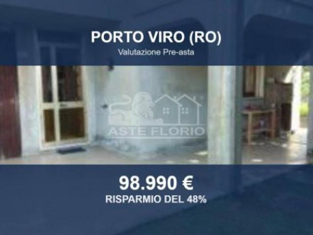 Immobile in asta di 299 m con più di 5 locali e box auto in vendita a Porto Viro