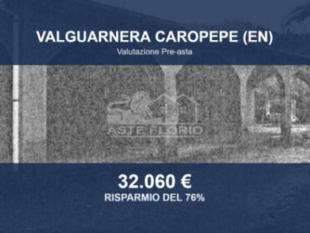 Immobile in asta di 200 m con più di 5 locali in vendita a Valguarnera Caropepe