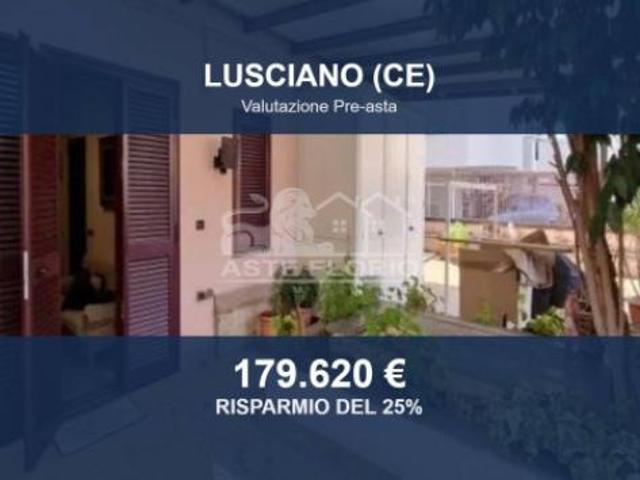 Immobile in asta di 202 m in vendita a Lusciano