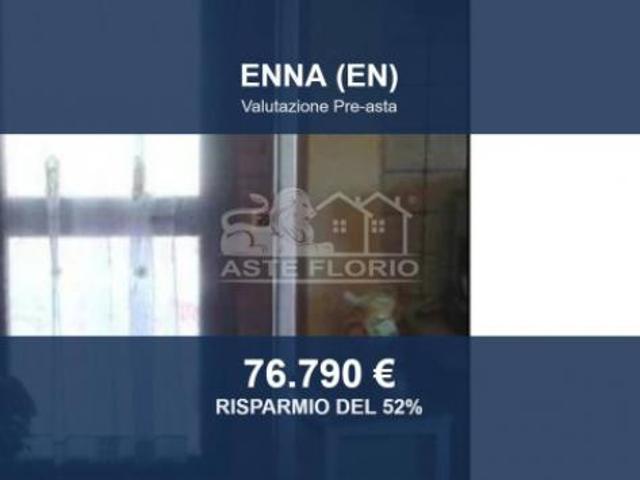 Immobile in asta di 207 m con più di 5 locali e box auto in vendita a Enna