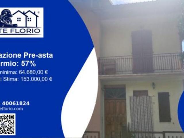 Immobile in asta di 205 m con più di 5 locali in vendita a Magione