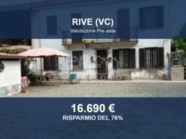 Immobile in asta di 206 m con più di 5 locali in vendita a Rive