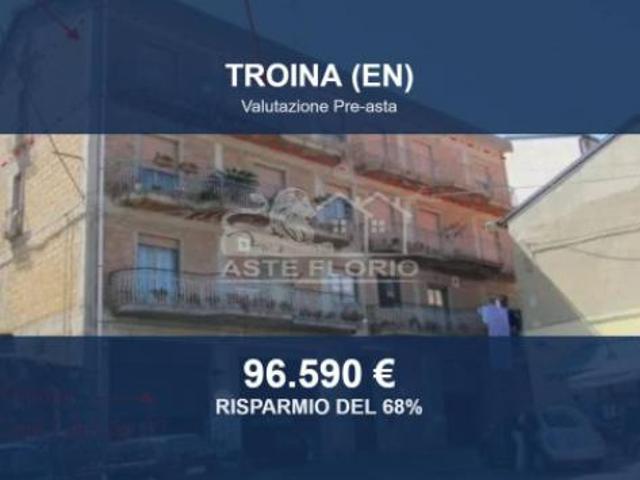 Immobile in asta di 206 m con più di 5 locali in vendita a Troina