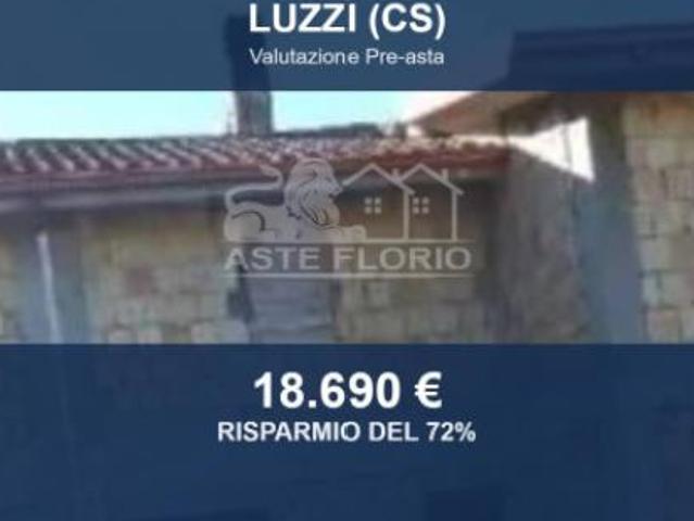 Immobile in asta di 208 m in vendita a Luzzi