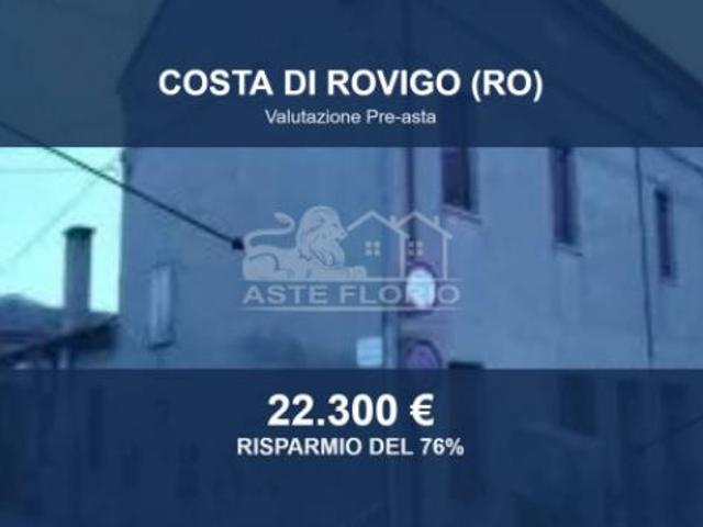 Immobile in asta di 209 m con più di 5 locali e box auto in vendita a Costa di Rovigo