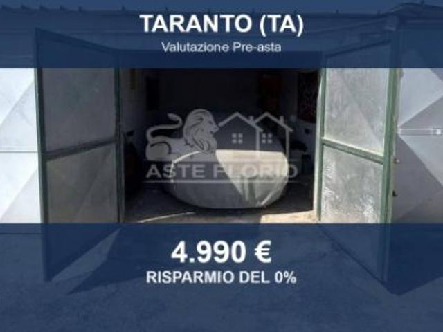 Immobile in asta di 20 m in vendita a Taranto