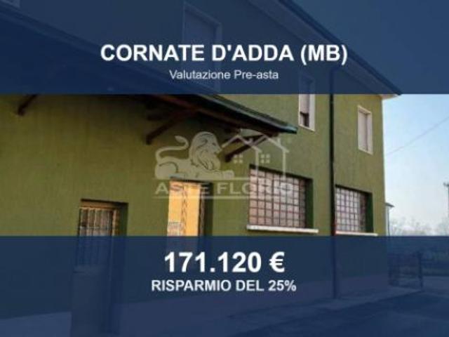 Immobile in asta di 213 m con più di 5 locali e box auto doppio in vendita a Cornate d'Adda