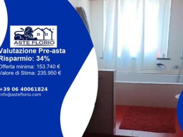 Immobile in asta di 213 m in vendita a Villa d'Almè