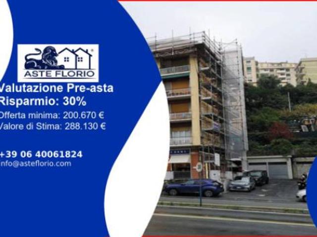 Immobile in asta di 213 m con più di 5 locali in vendita a Genova
