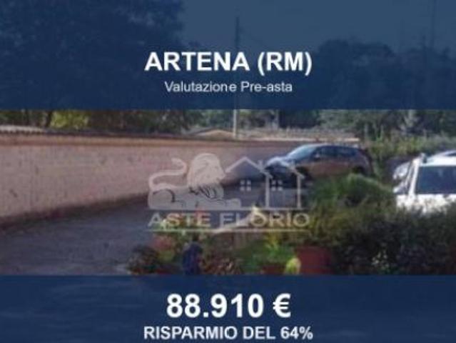 Immobile in asta di 211 m, box auto in vendita a Artena