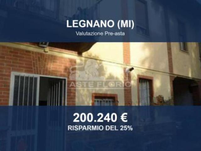 Immobile in asta di 214 m con più di 5 locali in vendita a Legnano