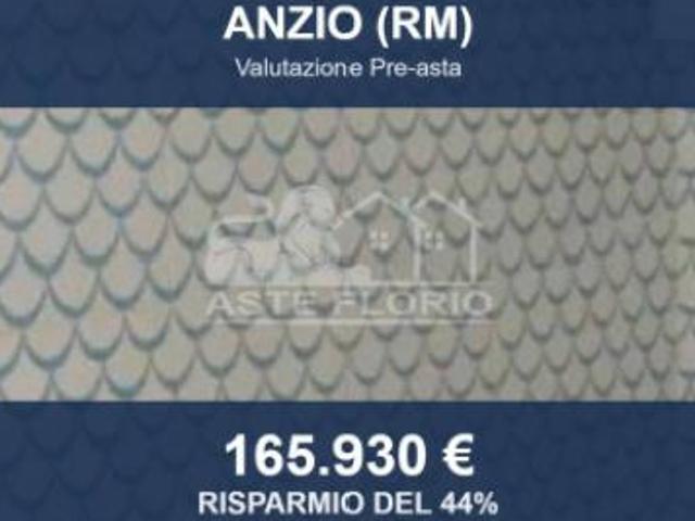 Immobile in asta di 214 m in vendita a Anzio