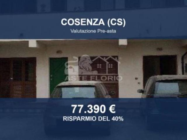 Immobile in asta di 216 m con più di 5 locali in vendita a Cosenza