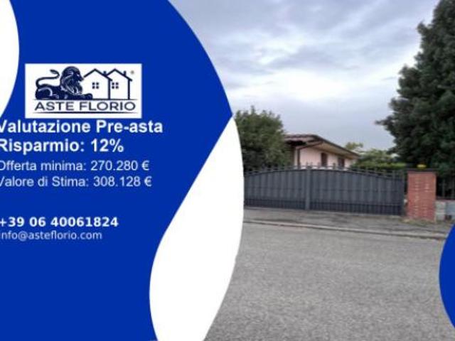Immobile in asta di 192 m, box auto in vendita a Capolona