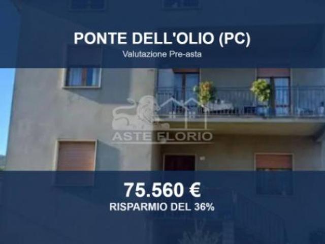 Immobile in asta di 218 m, box auto in vendita a Ponte dell'Olio