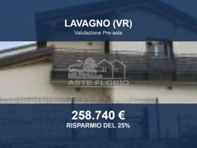 Immobile in asta di 220 m con più di 5 locali e box auto in vendita a Lavagno