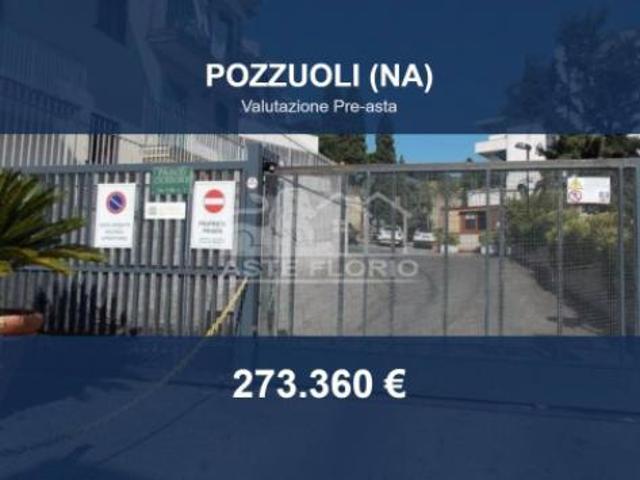 Immobile in asta di 220 m in vendita a Pozzuoli