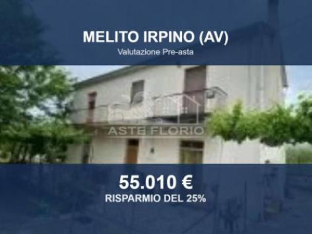 Immobile in asta di 221 m con più di 5 locali in vendita a Melito Irpino