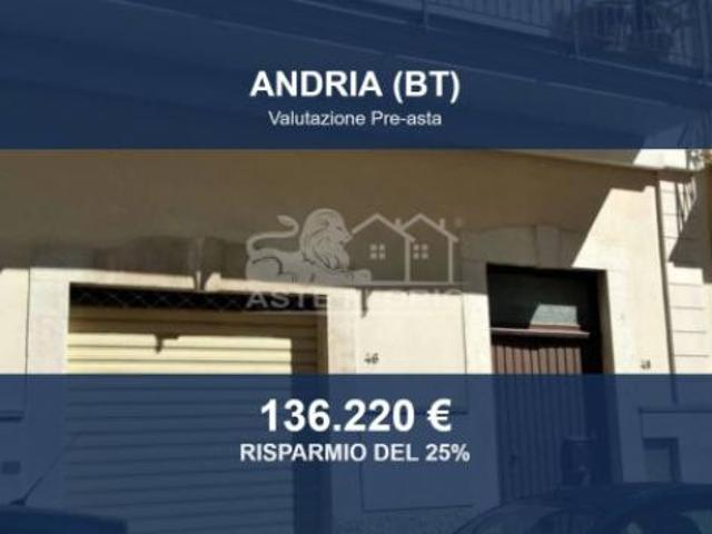 Immobile in asta di 221 m con più di 5 locali in vendita a Andria