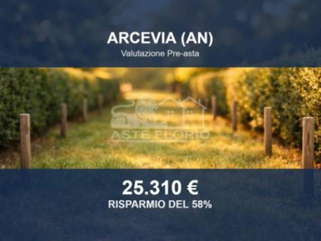 Immobile in asta di 2250 m in vendita a Arcevia