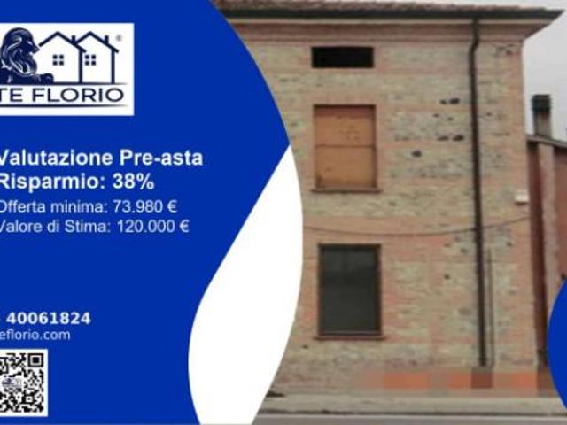 Immobile in asta di 2 m con più di 5 locali in vendita a Fidenza