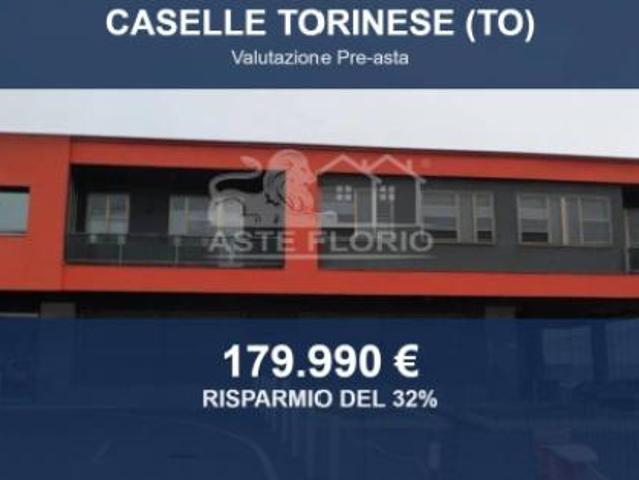 Immobile in asta di 229 m con più di 5 locali in vendita a Caselle Torinese