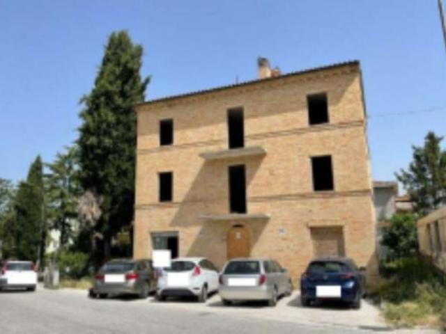 Immobile in asta di 230 m in vendita a Corridonia