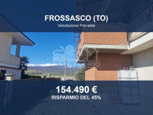 Immobile in asta di 232 m con più di 5 locali in vendita a Frossasco