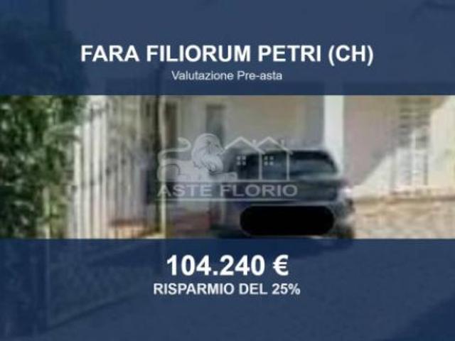 Immobile in asta di 238 m con più di 5 locali in vendita a Fara Filiorum Petri