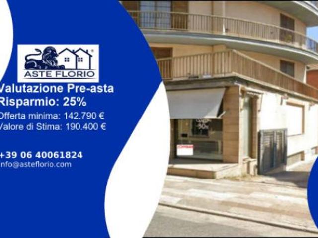 Immobile in asta di 238 m con più di 5 locali in vendita a Sant'Egidio alla Vibrata
