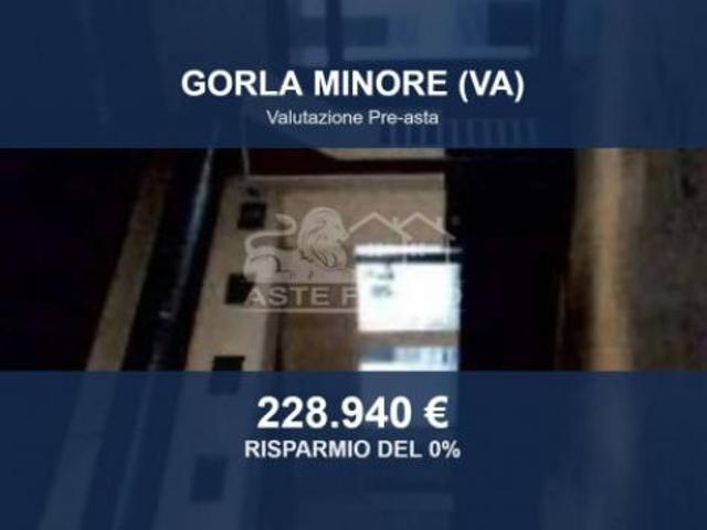Immobile in asta di 239 m in vendita a Gorla Minore