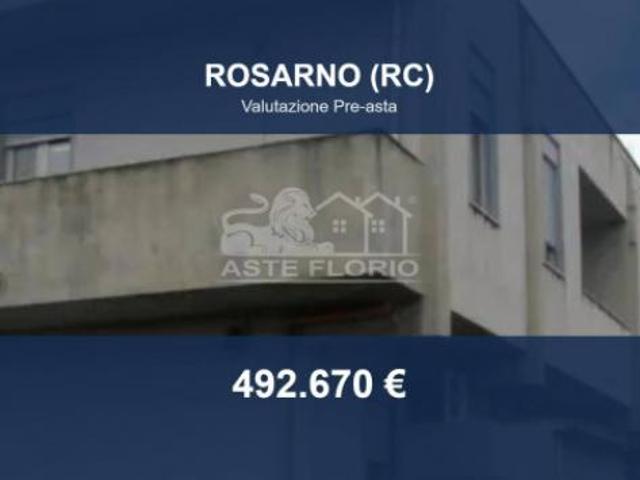 Immobile in asta di 2 m con più di 5 locali in vendita a Rosarno