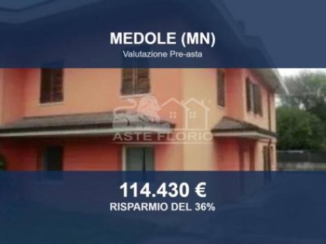 Immobile in asta di 340 m, box auto in vendita a Medole