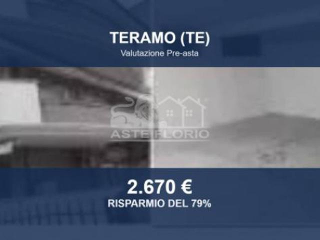 Immobile in asta di 340 m in vendita a Teramo