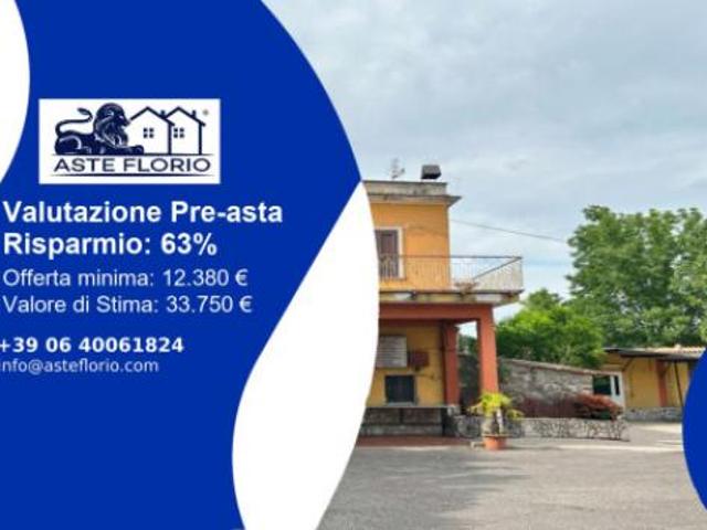 Immobile in asta di 34 m con più di 5 locali in vendita a Lariano