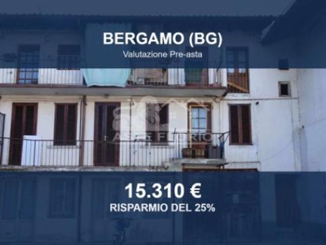 Immobile in asta di 34 m in vendita a Bergamo