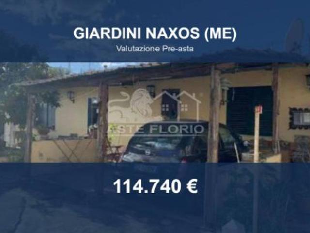 Immobile in asta di 350 m in vendita a Giardini Naxos