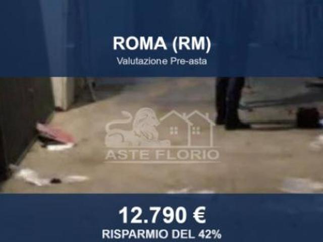 Immobile in asta di 35 m in vendita a Roma